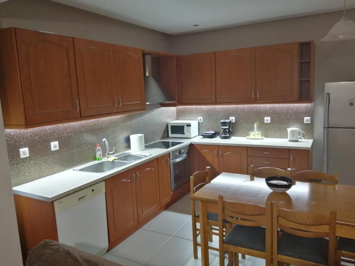 Aggelo 4 Bedroom Apartment Nafplio Exterior photo